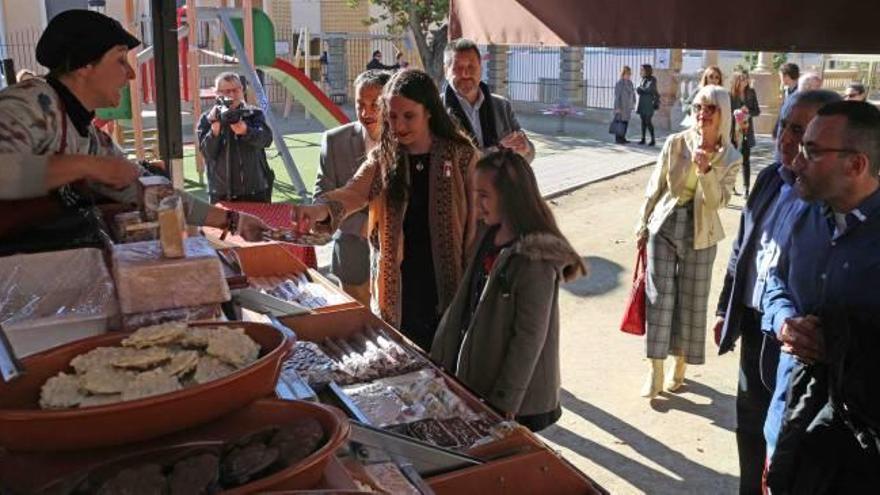 La feria ofrece los mejores productos segorbinos.