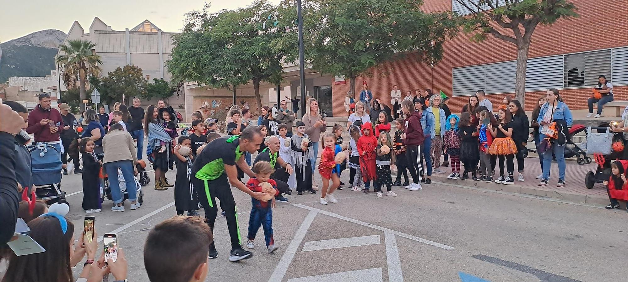 L'ambient de la Nit de les Ànimes en Xeresa