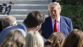 Trump afirma en Florida que los buques de EE. UU. "pasarán" por Cuba tras la guerra en Irán