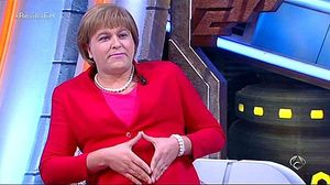 Un doble de la cancellera Merkel, davant Revilla (’El hormiguero’, A-3).