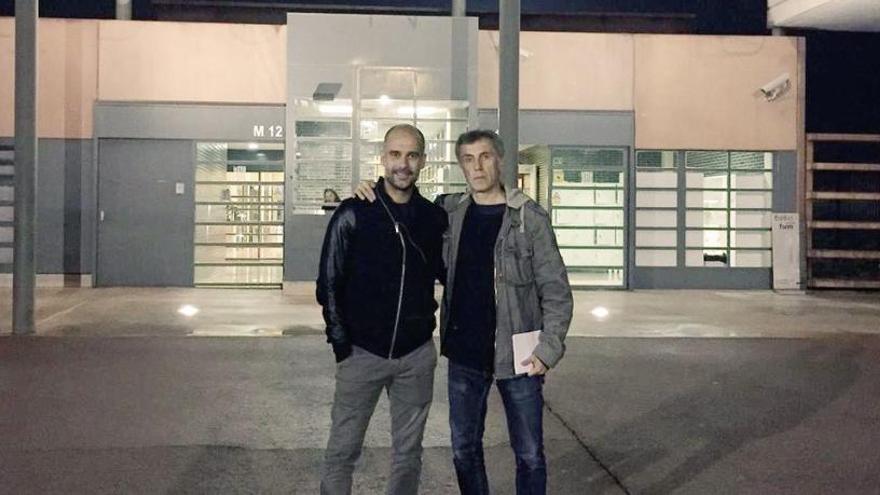 Pep Guardiola a la sortida de Lledoners.