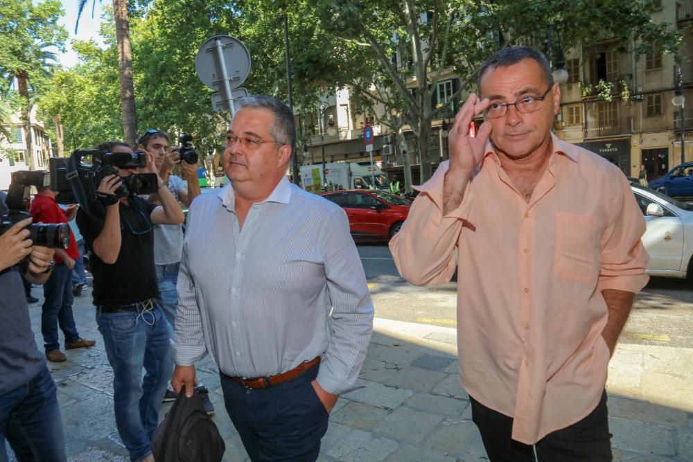 Juicio a tres agentes por acosar a la policía local de Palma Sonia Vivas