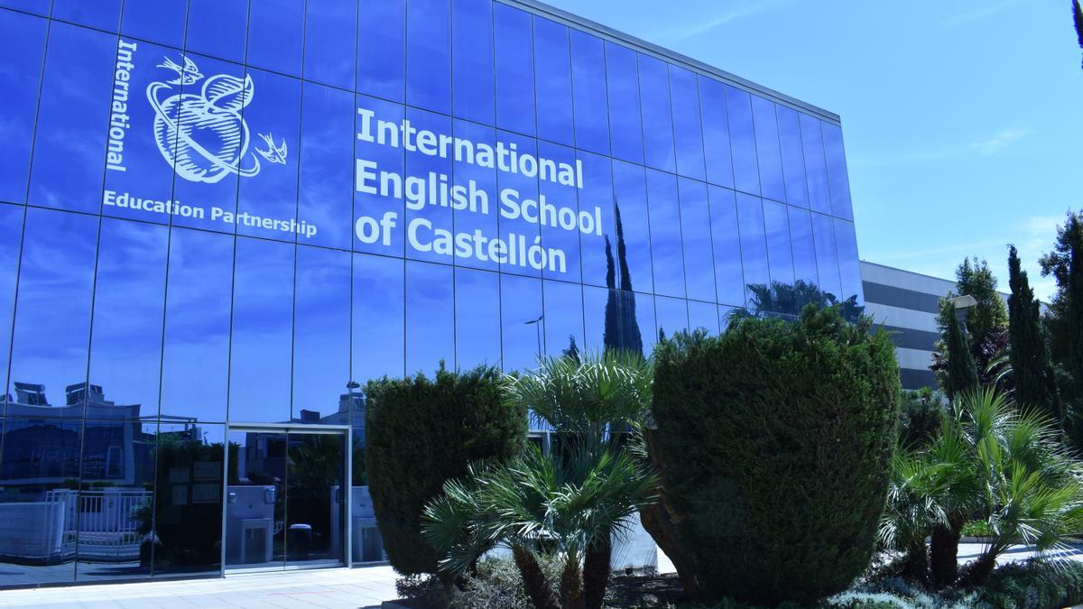 El centro educativo se encuentra en la capital de la Plana.