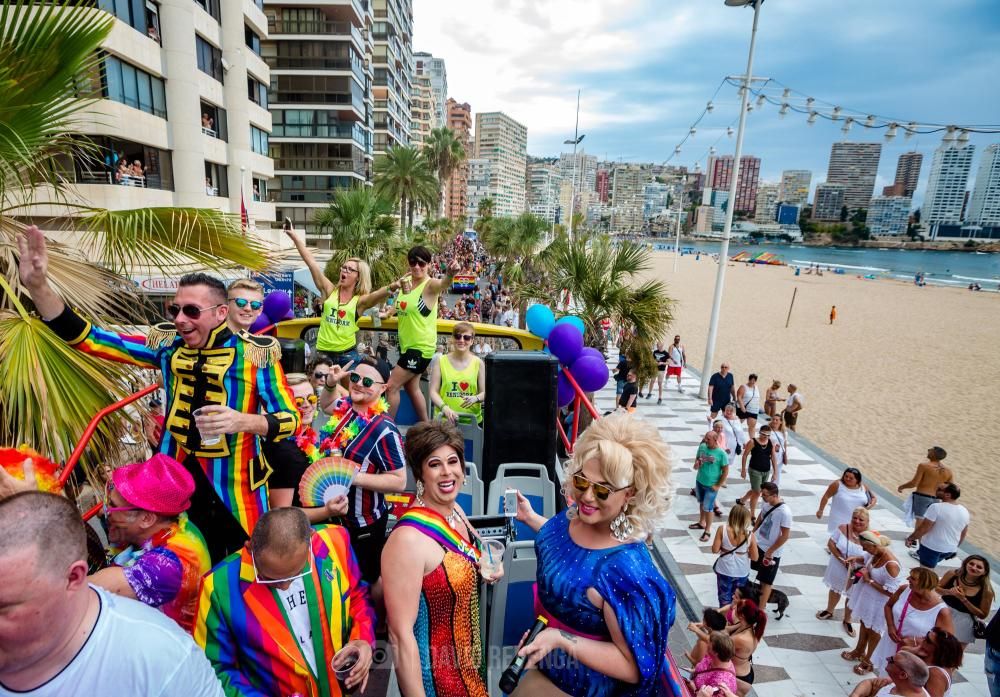 Desfile del Orgullo LGBTI en Benidorm