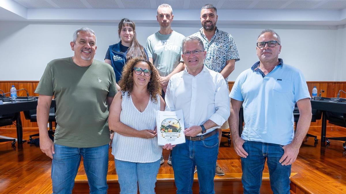 Los sidreros canarios se unen para hacerse grandes