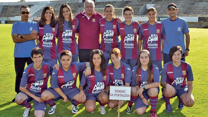 UD Poblense presenta sus equipaciones