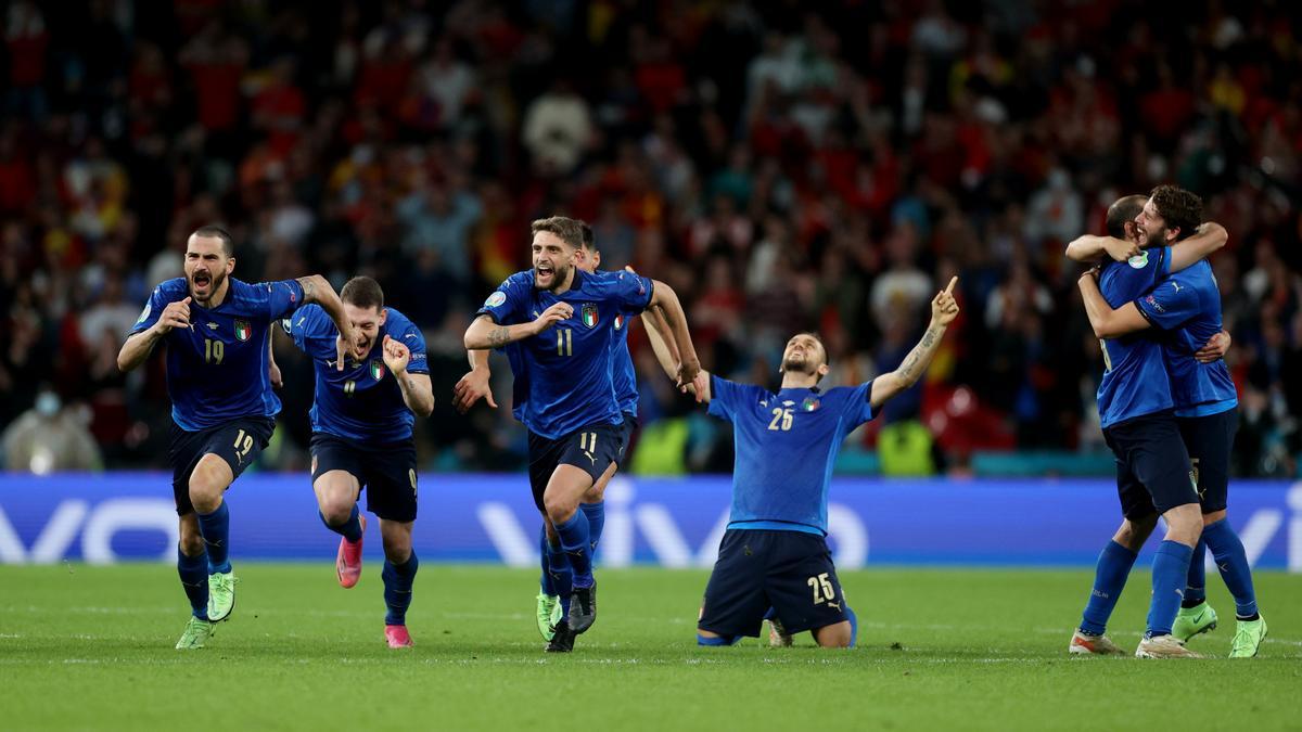 Las mejores imágenes de la tanda de penaltis del Italia-España