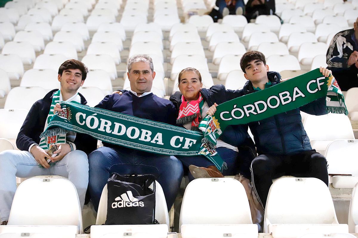 Las imágenes de la afición del Córdoba CF - Pontevedra