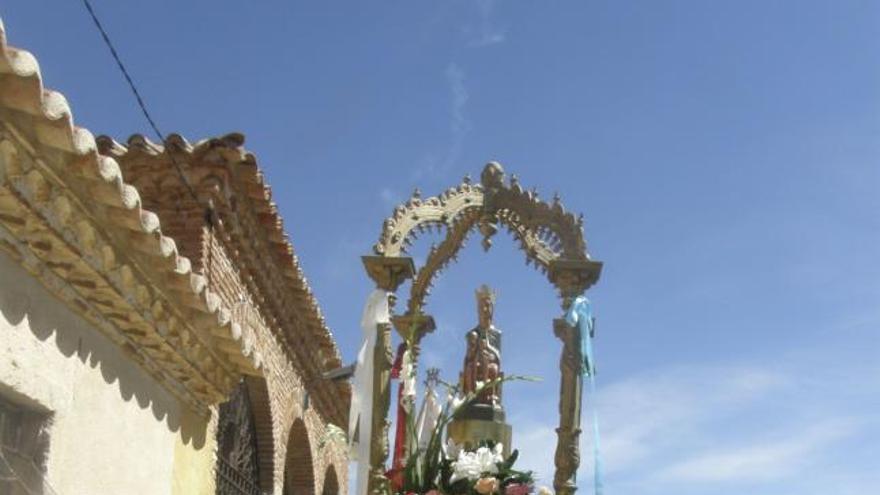 Feliz Día Enamorados 2019  Joyería Virgen del Rocío