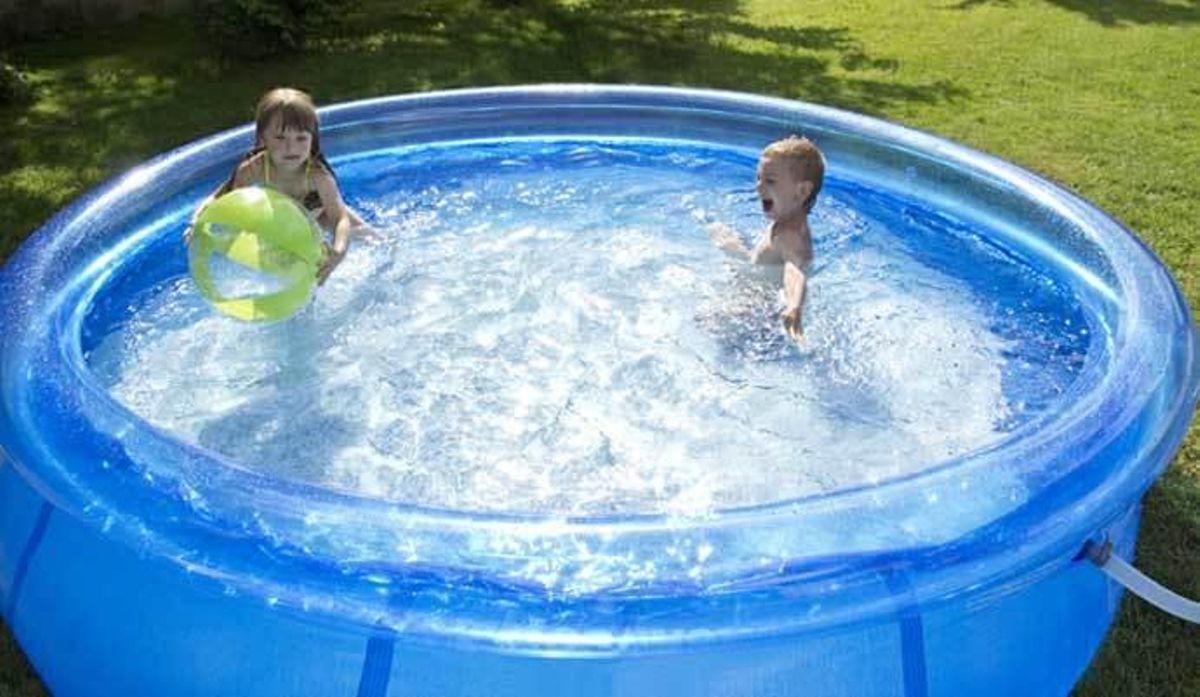 Cinco formas de hacer una piscina 'low cost' para tu jardín