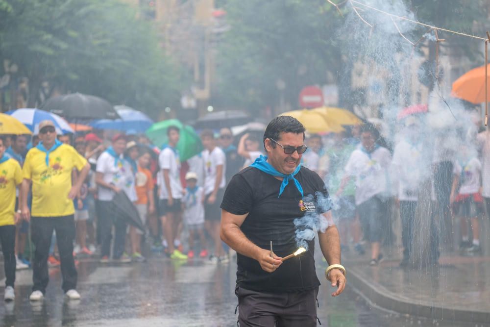 Correr la traca y suelta de globos fiestas mayores Elda