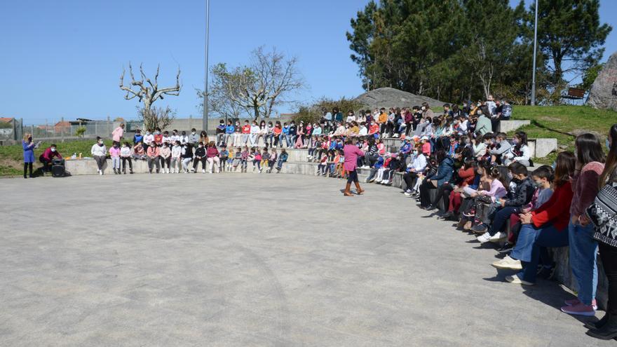 Concentración por la paz en Beluso