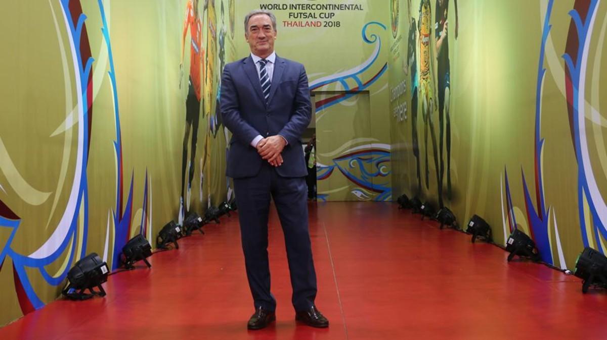 Javier Lozano, presidente de la LNFS, en Bangkok durante la Intercontinental