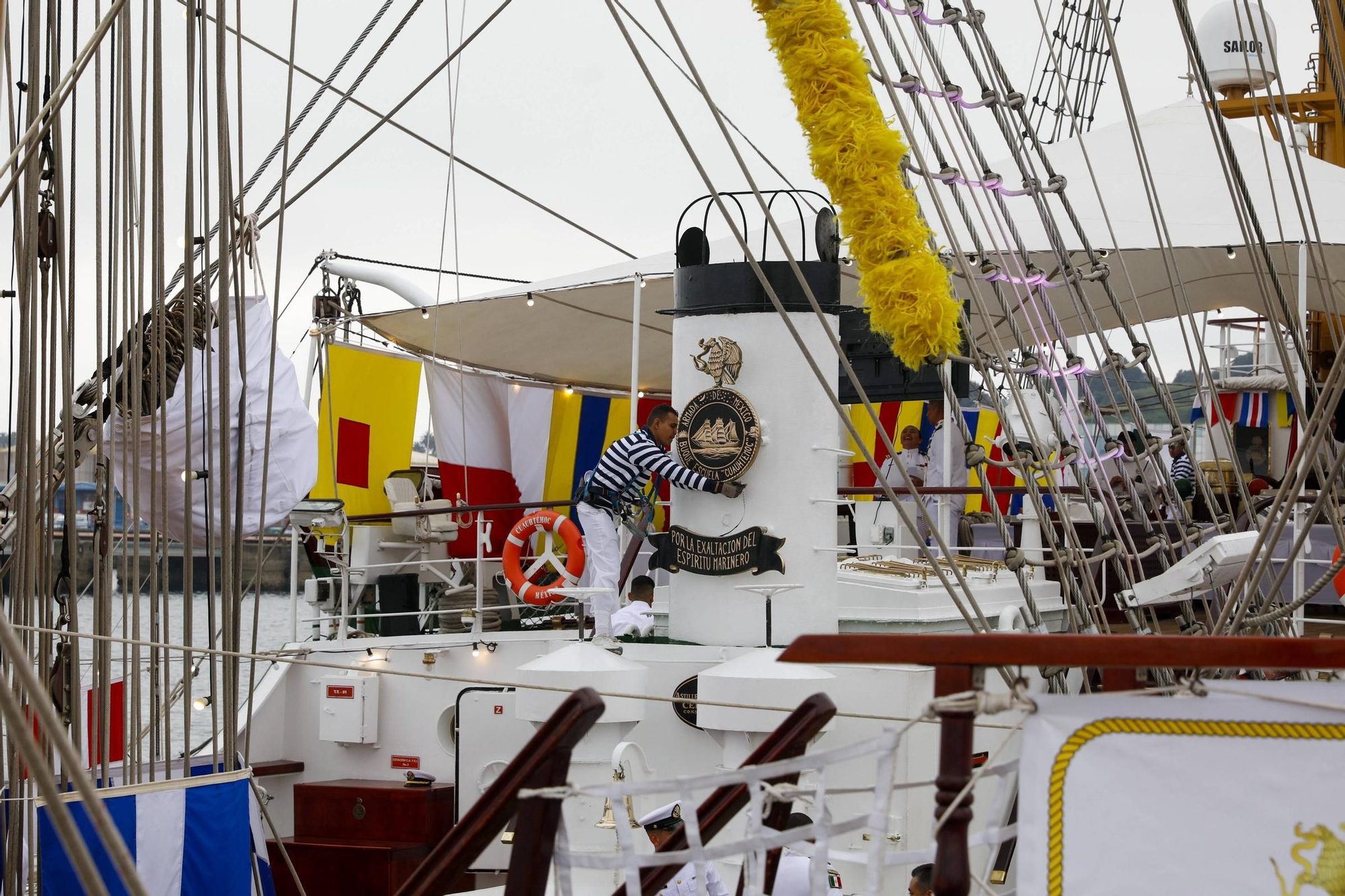 En imágenes: Así es el «Cuauhtémoc», el imponente barco de México que acaba de llegar a Gijón