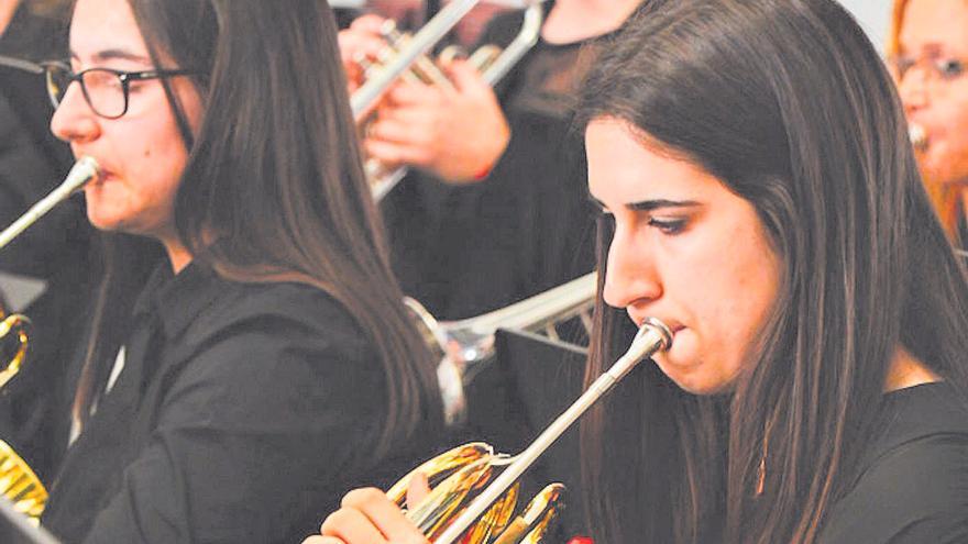 La Banda Simfònica de Dones de la federació comença gira pel 8 de Març