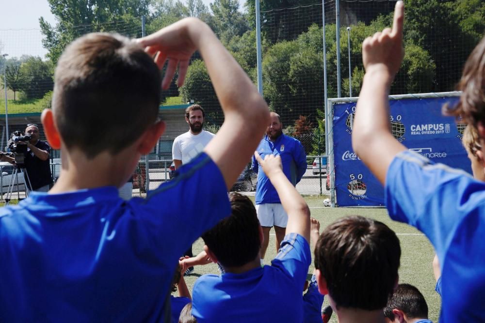 Juan Mata, en el Campus del Real Oviedo