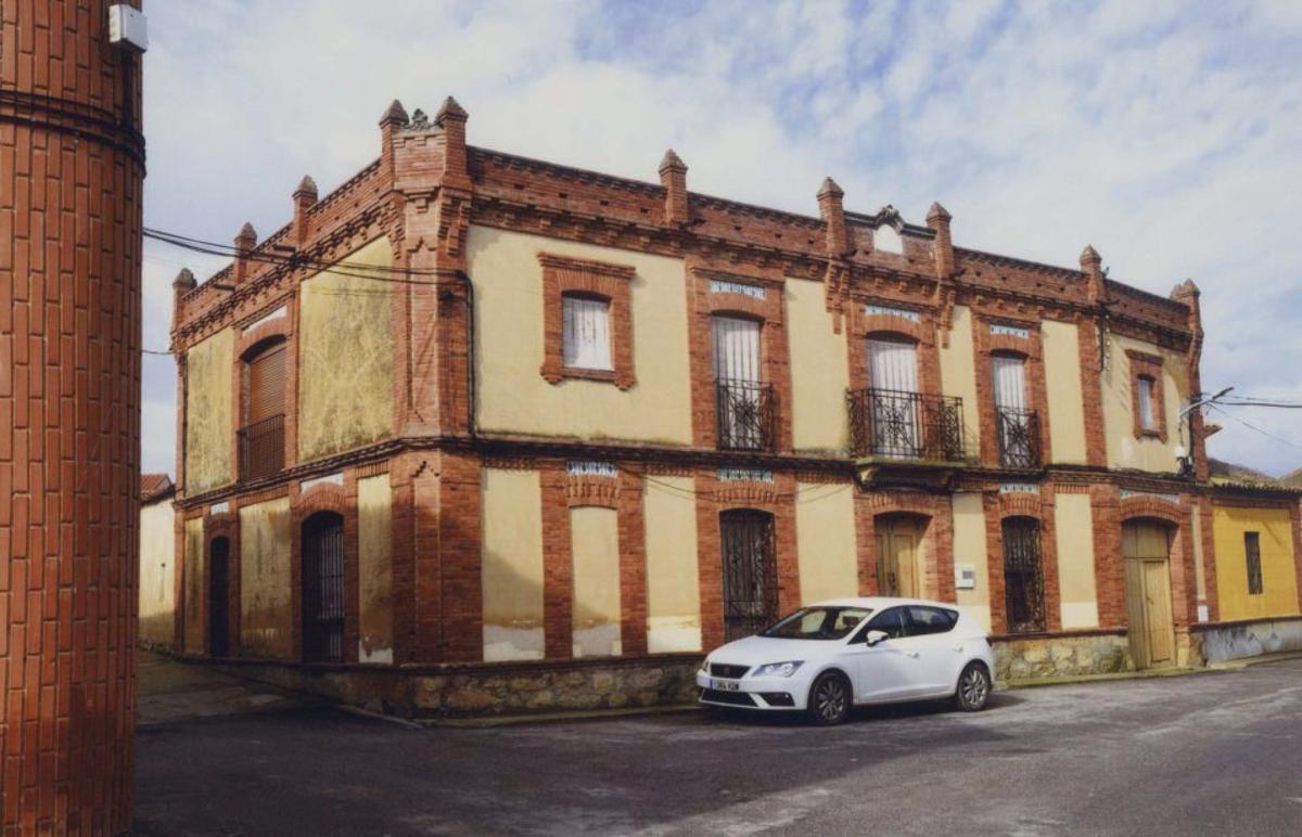 San Agustín del Pozo, arte, palomares y pasado romano rodeado de salinas