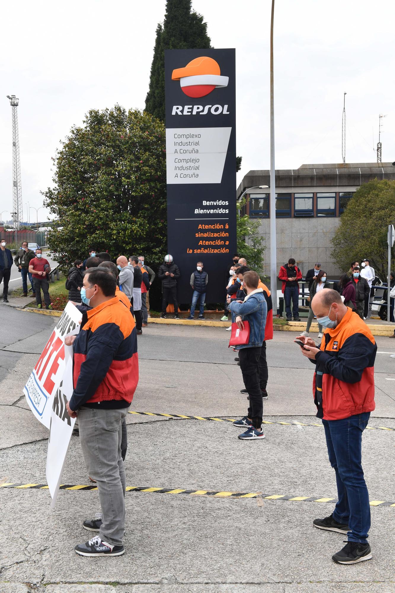 Concentración de trabajadores de la refinería