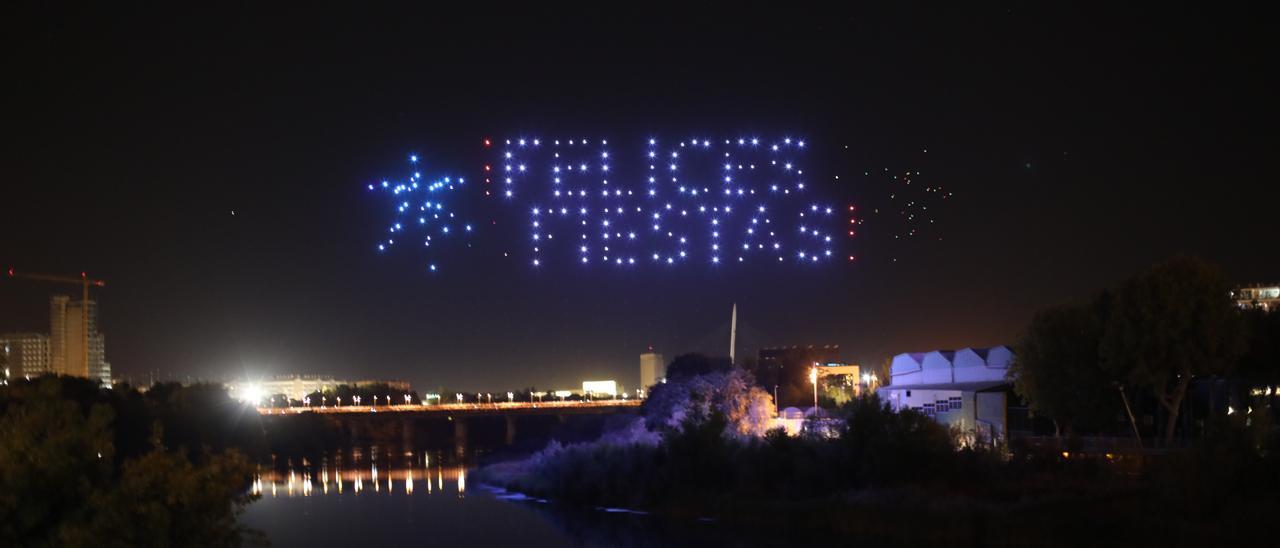 Los drones en honor a las Fiestas del Pilar congregaron a 55.000 personas.