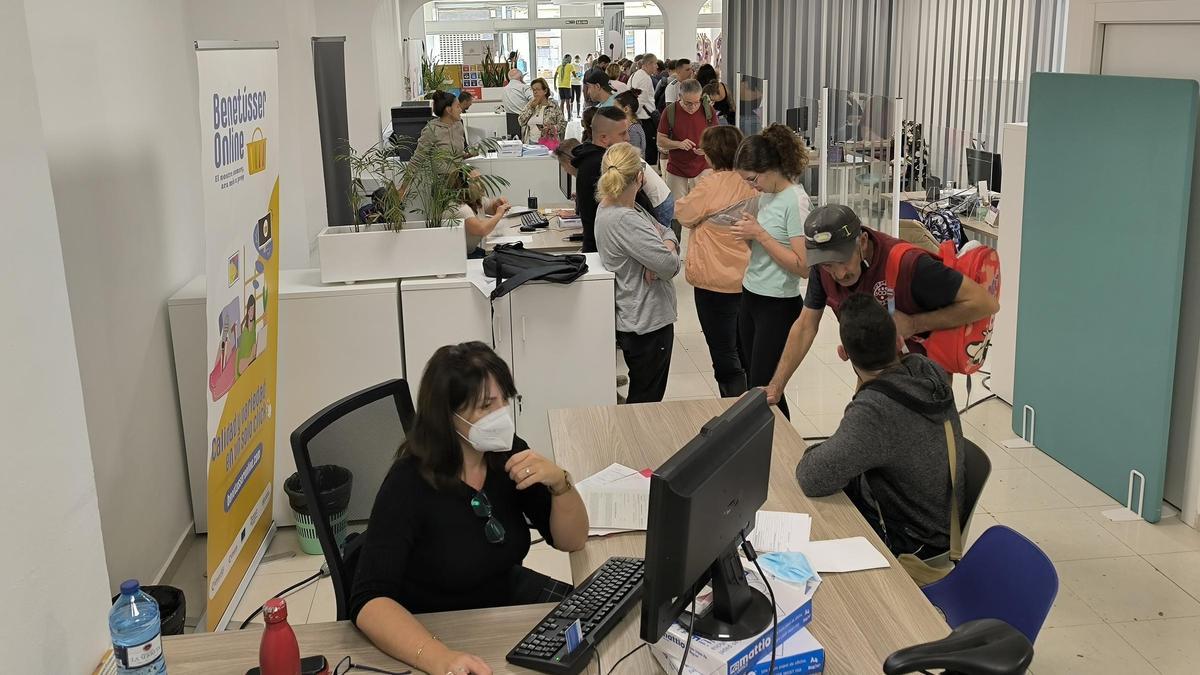 Nou Espai de Benetússer los días posteriores a la riada