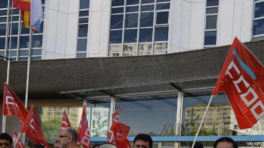 Protesta de trabajadores de Isowat Made en A Coruña.