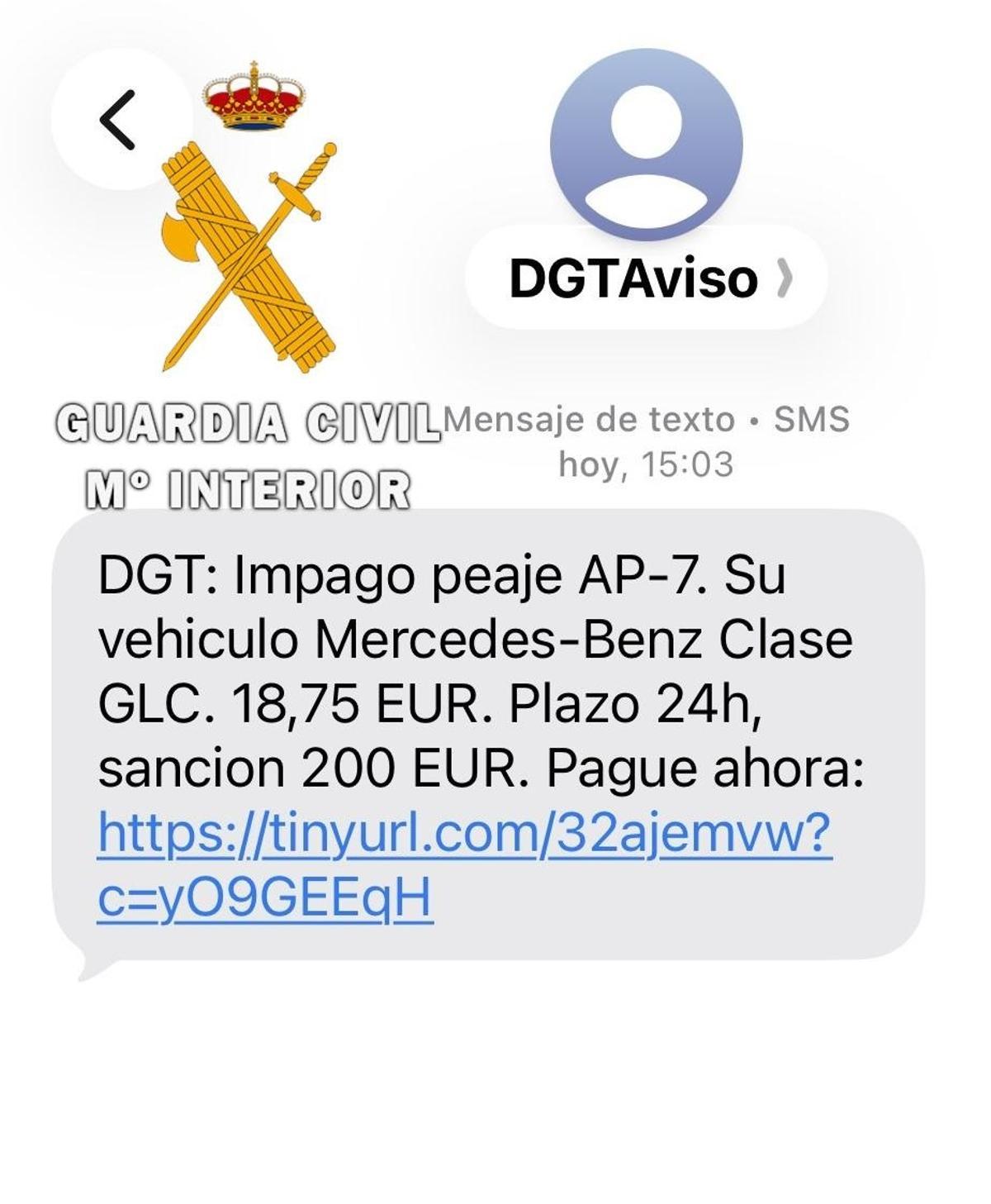 Imagen del supuesto SMS que suplanta a la DGT