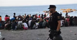 El Govern espanyol, preparat per contenir una altra possible onada migratòria dissabte