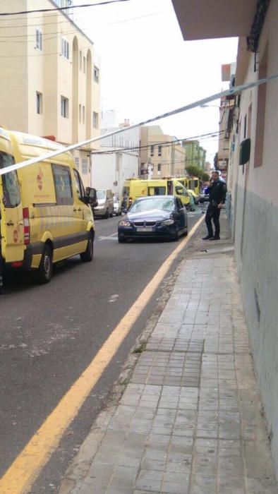 Accidente de una ambulancia en Vecindario