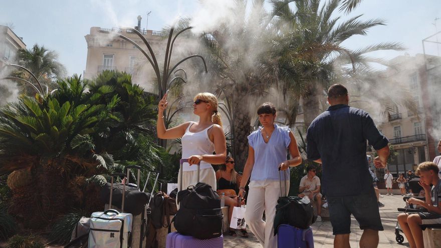 Los termómetros vuelven a escalar en la decimosegunda jornada de la ola de calor y sobrepasan los 42 grados en varias localidades