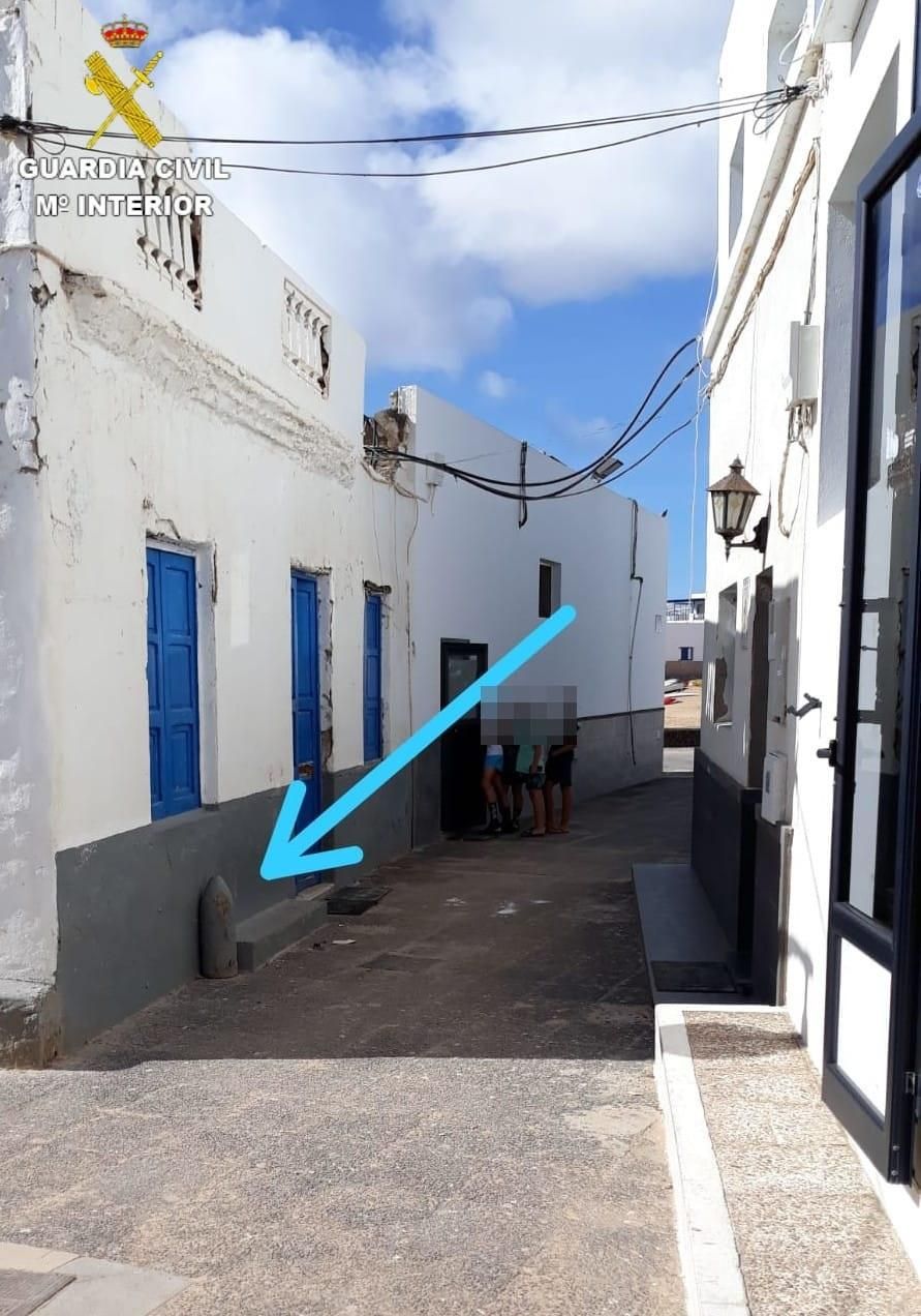 Neutralizan en La Graciosa un &quot;adorno&quot; con capacidad de volar medio muelle