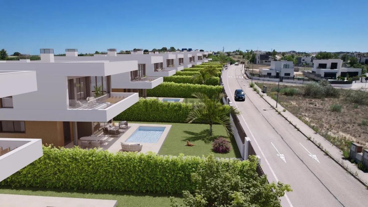 ESTAFA OBRA CHALET | Condenado por estafar 500.000 euros a una pareja que le encargó construir un chalet de lujo