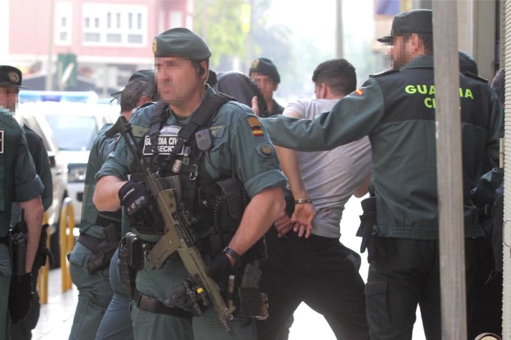 Espectacular dispositivo de la Guardia Civil