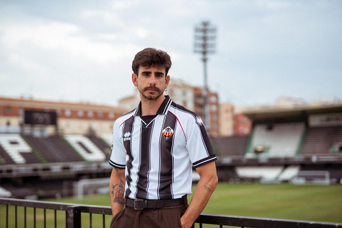 Camiseta nueva del Castellón 2025/26.