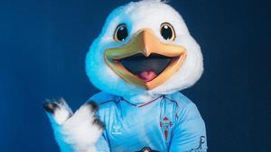 La gaviota Chiño, nueva mascota del Celta.