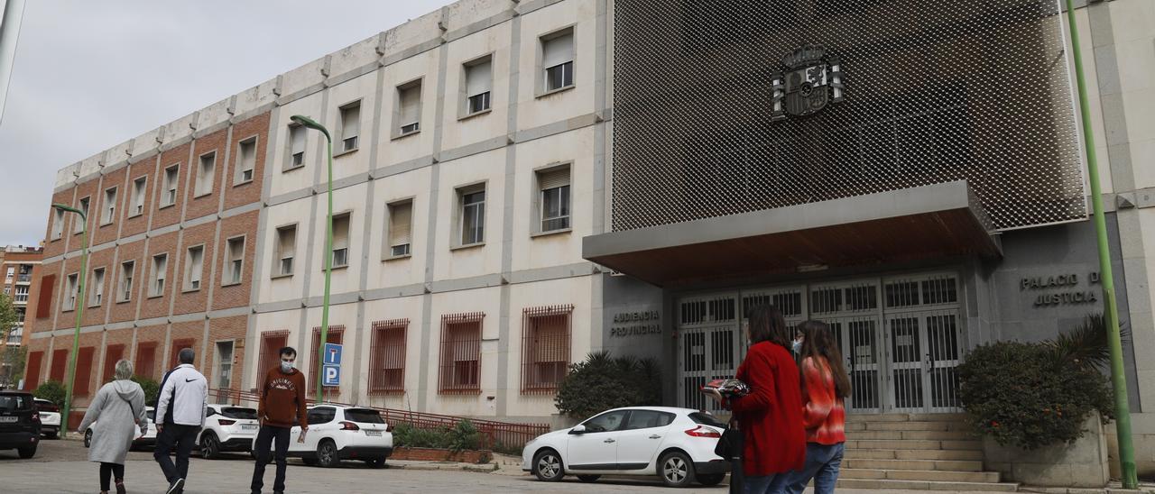 Edificio de los antiguos juzgados y de la Audiencia Provincial de Córdoba.