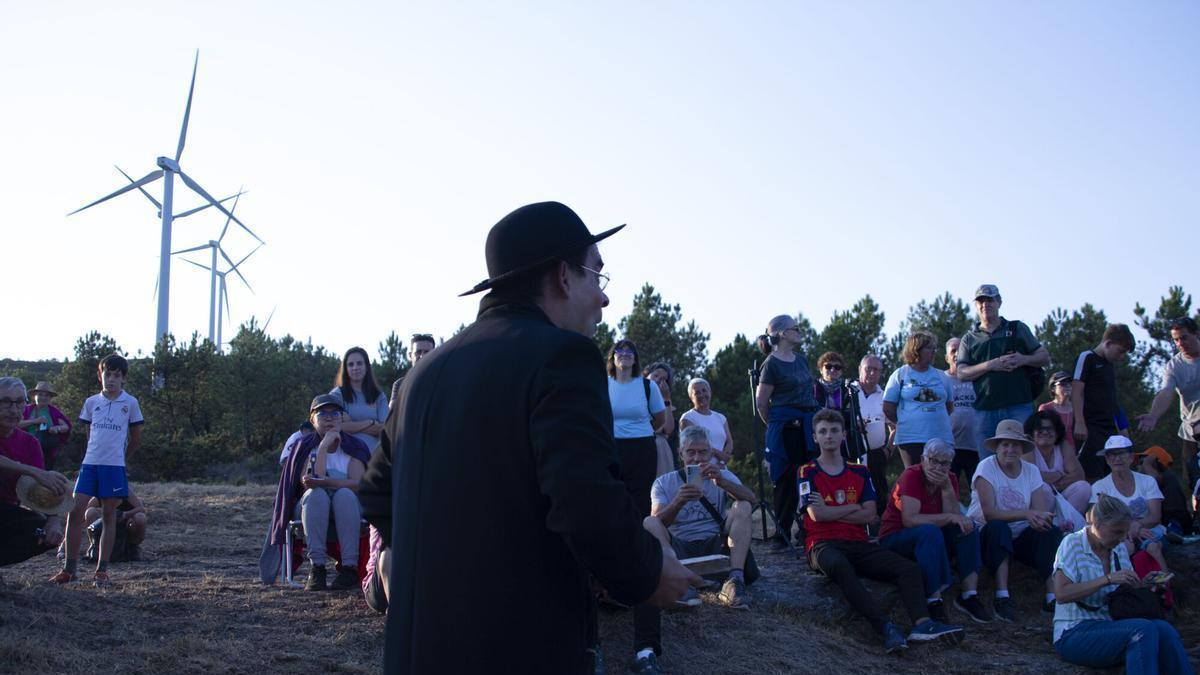Ruta y representación teatral realizada este miércoles en el Monte do Carrio.