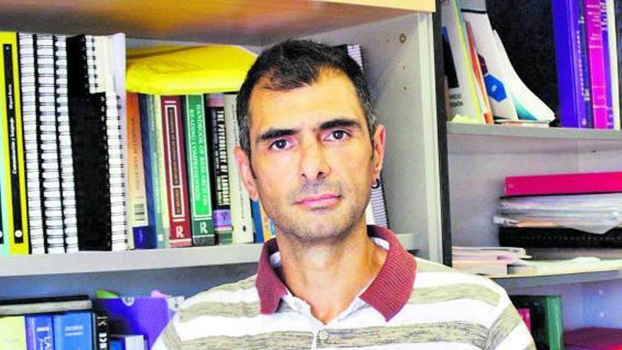 Miguel Ángel Pérez-Sánchez: «Las instituciones educativas tienen en ...