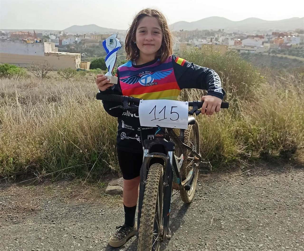 Paula Peña Ribot viaja en coche en Francia para competir en el mundial de ciclismo BMX