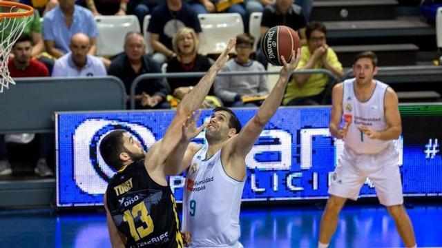 Felipe Reyes, en el partido ante Iberostar Tenerife.