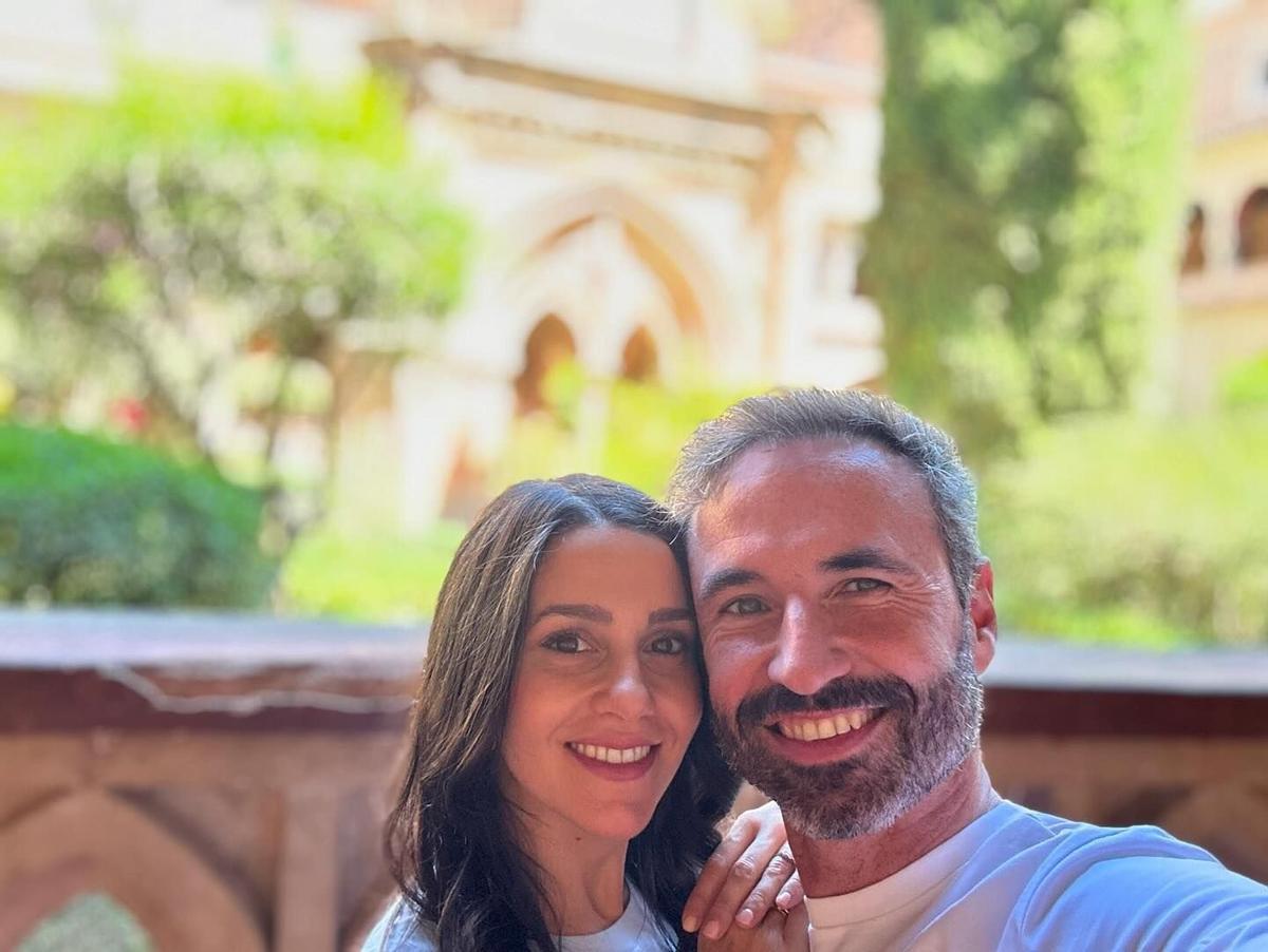 Inés Arrimadas y Guillermo Gómez, en Guadalupe.