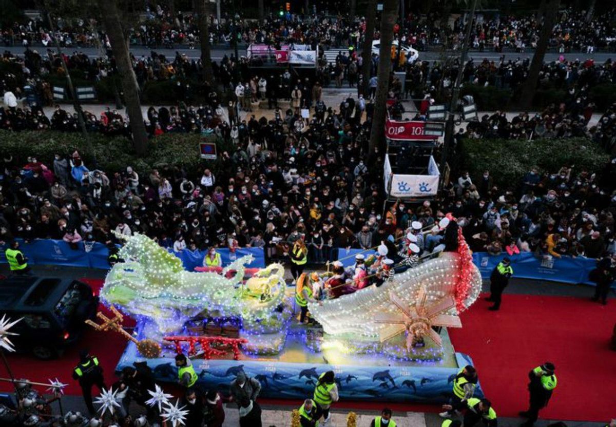 Los Reyes Magos llenan las calles de ilusión  | GREGORIO MARRERO