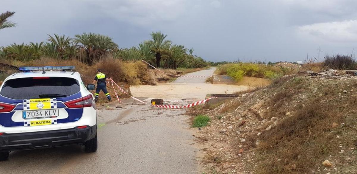 En directo | Más de 200 militares trabajan en las incidencias provocadas por la gota fría en Orihuela