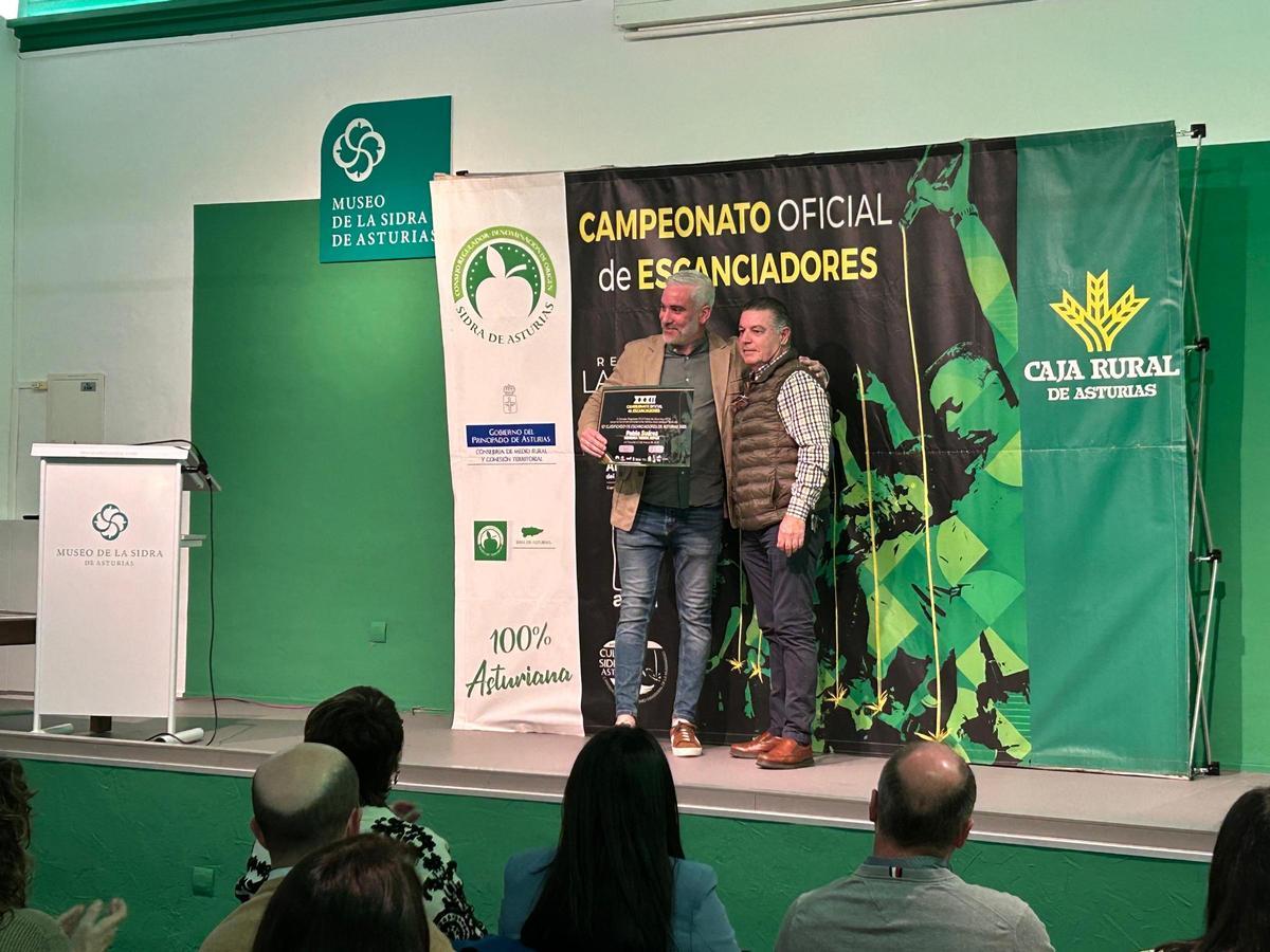 EN IMÁGENES: La 32.ª edición del Campeonato de Escanciadores de Asturias vuelve a coronar a Salvador Ondó