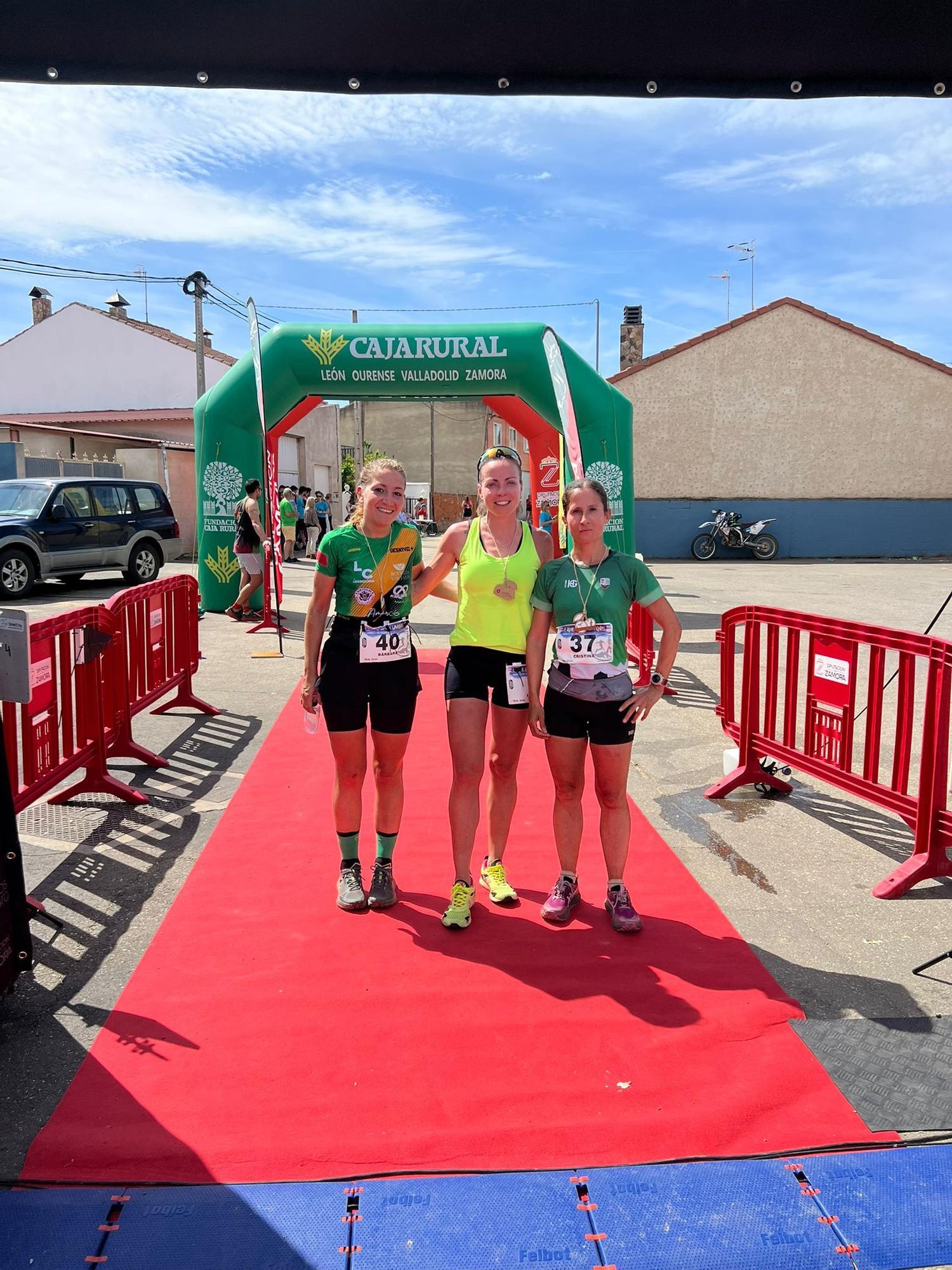 Trail Las Cavernas en Pueblica de Valverde