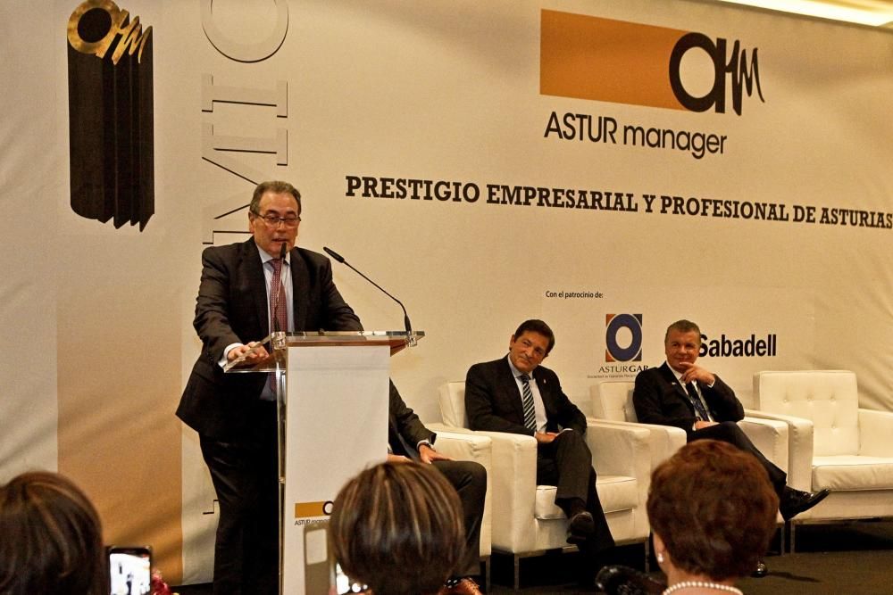 Personalidades en los premios Astur Manager