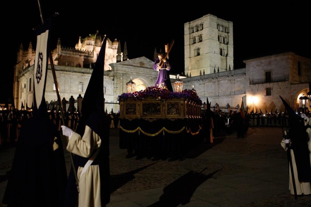 Las mejores imágenes del Vía Crucis