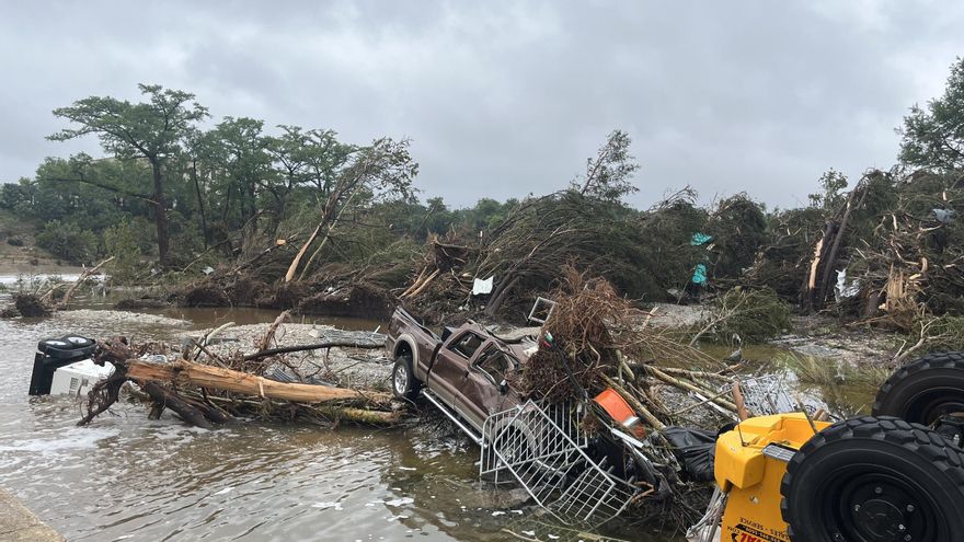 El campamento afectado por las inundaciones de Texas confirma la muerte de las niñas desaparecidas