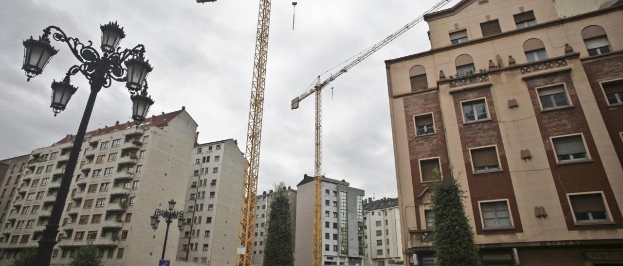 Edificio en obras en la calle General Elorza