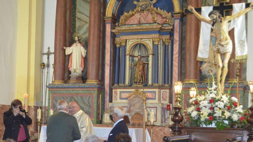 Homenaje, por el Cristo de Santa Cristina de la Polvorosa