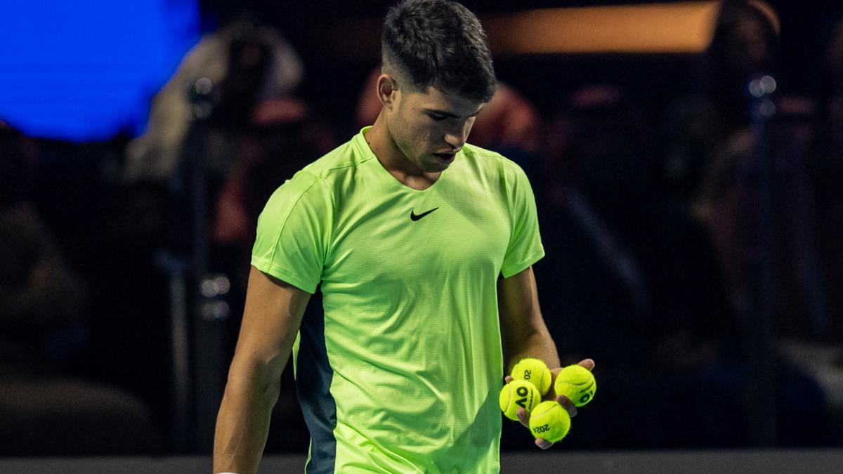 Novak Djokovic, Carlos Alcaraz play tennis exhibition match in Riyadh